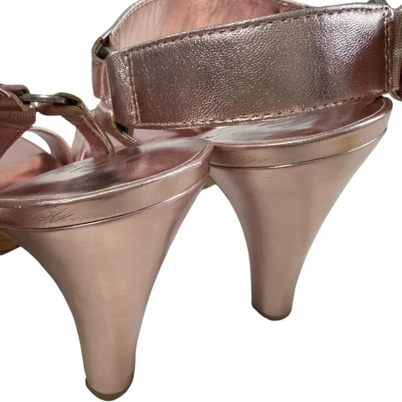 NWOT Karl Lagerfeld Paris Cieone Metallic Leather Ankle Strap Sandals Size 8.5M - Picture 15 of 16